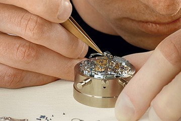 广州江诗丹顿手表官方售后洗油