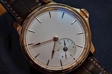 广州江诗丹顿手表为什么一天不戴就停了